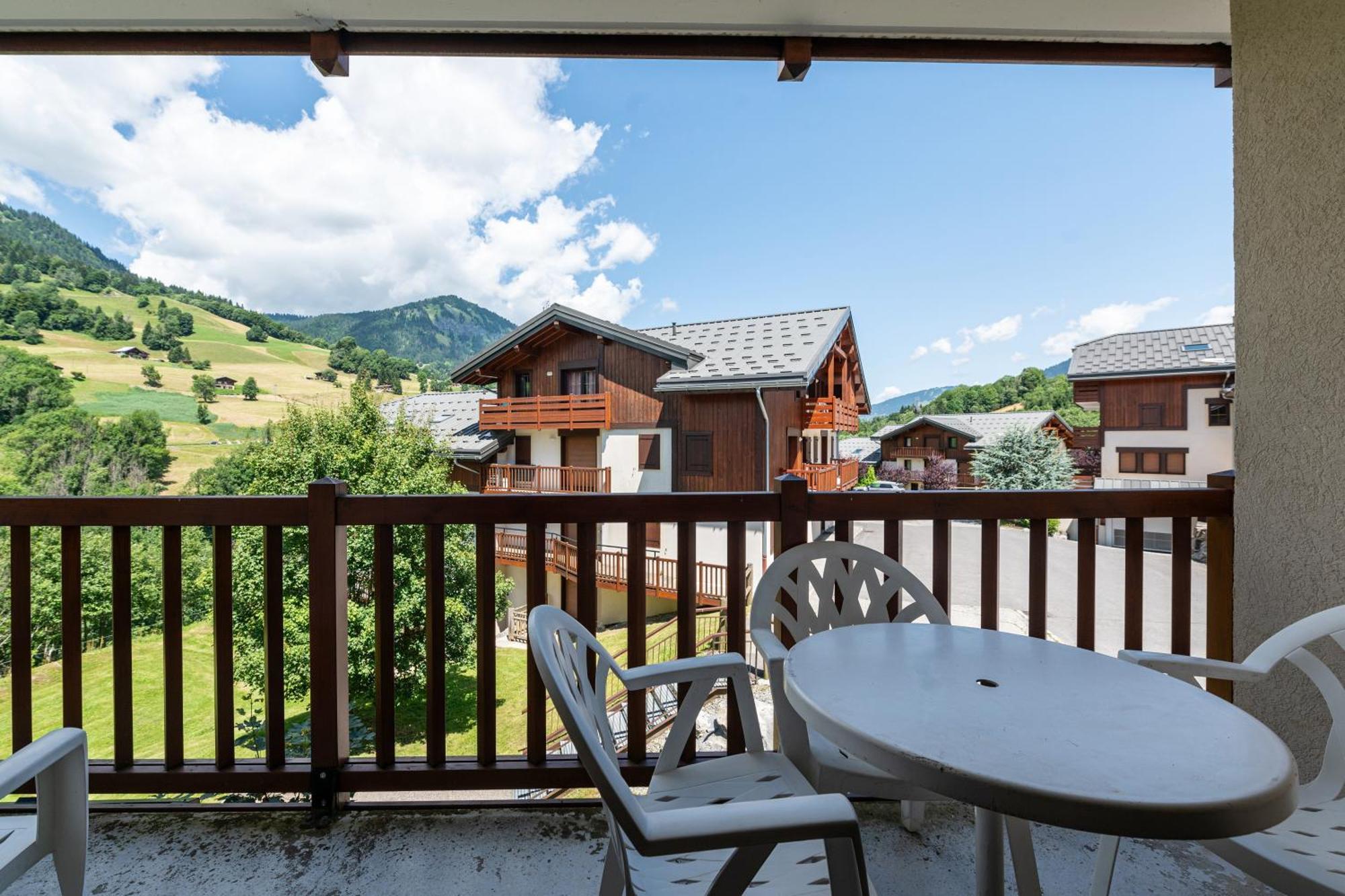 Chez Florent - Appt Vue Montagne Avec Piscine Флюме Екстериор снимка